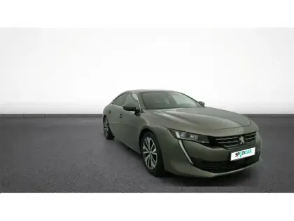 Photo 11 Peugeot 508  Hybrid 225 e-EAT8