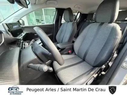 Photo 8 Peugeot 208  PureTech 100 S&S BVM6