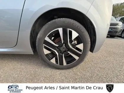 Photo 10 Peugeot 208  PureTech 100 S&S BVM6