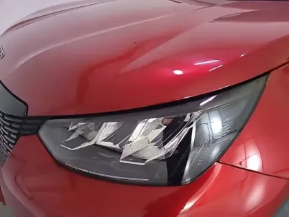 Photo 15 Peugeot 2008  PureTech 100 S&S BVM6