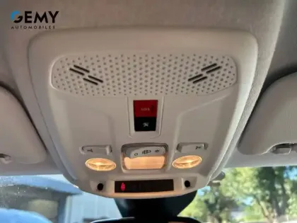 Photo 20 Peugeot 208  Electrique 50 kWh 136ch