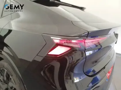 Photo 16 Renault Rafale  E-Tech full hybrid 200 ch