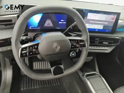 Photo 12 Renault Clio  E-Tech full hybrid 160 ch