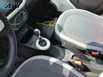 Photo 11 Renault Twingo  III E-Tech
