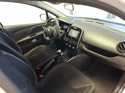 Photo 11 Renault Clio  dCi 90 Energy 82g