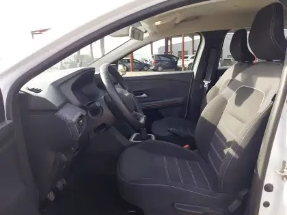 Photo 8 Dacia Sandero  TCe 90