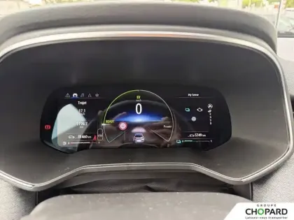 Photo 20 Renault Clio  E-Tech full hybrid 145