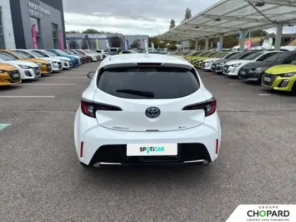 Photo 32 Toyota Corolla  Hybride 140ch