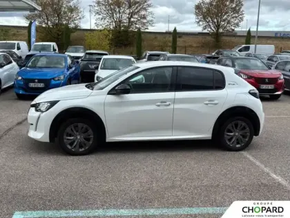 Photo 34 Peugeot 208  Electrique 50 kWh 136ch