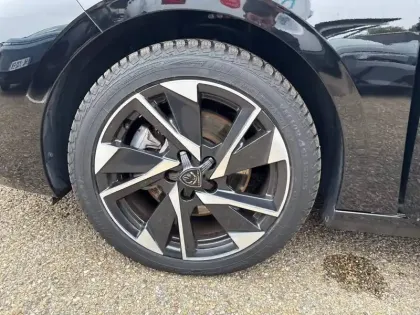 Photo 11 Peugeot 308  Hybrid 145 e-DCS6