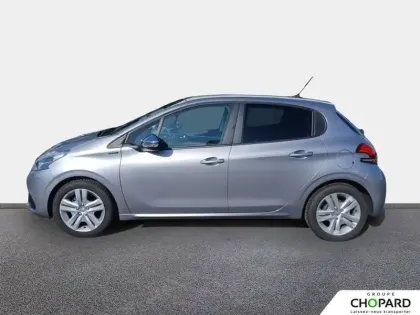 Photo 9 Peugeot 208  PureTech 82ch S&S BVM5 6.2 Evap