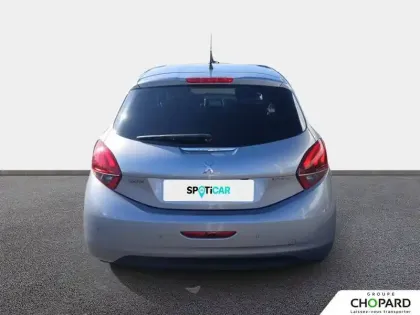 Photo 5 Peugeot 208  PureTech 82ch S&S BVM5 6.2 Evap