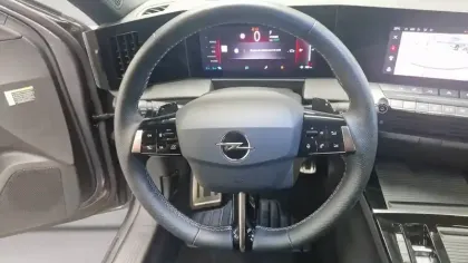Photo 13 Opel Astra  Hybride Rechargeable 180 ch BVA8
