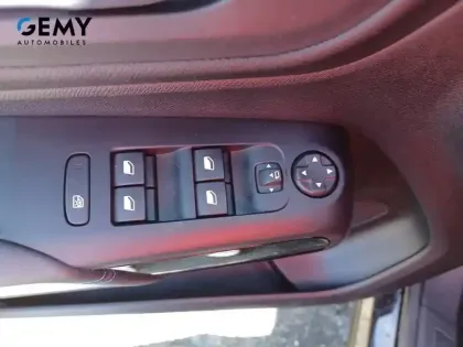 Photo 17 Citroën C5 aircross  Hybride Rechargeable 180 e-EAT8