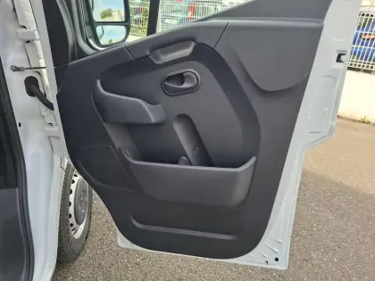 Photo 15 Renault Master  FGN TRAC F3500 L2H2 BLUE DCI 135