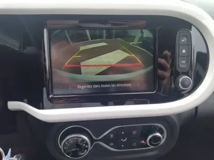 Photo 16 Renault Twingo  III E-Tech