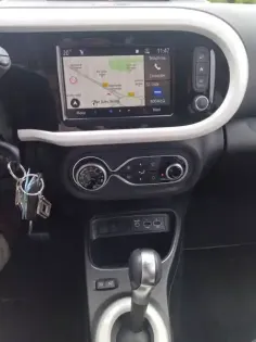 Photo 15 Renault Twingo  III E-Tech