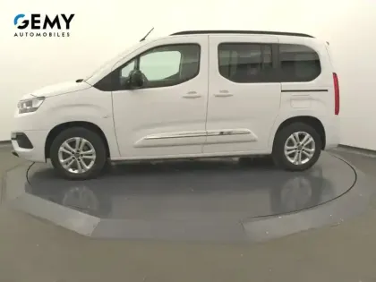 Photo 35 Toyota Proace  City Verso Medium 1.2L 110 VVT-i BVM6