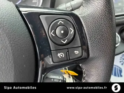 Photo 22 Toyota Yaris  110 VVT-i