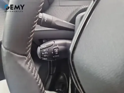 Photo 16 Peugeot 208  Electrique 50 kWh 136ch
