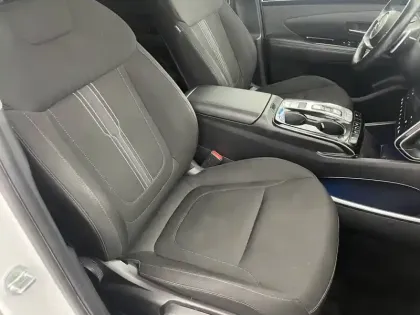 Photo 26 Hyundai Tucson  1.6 T-GDI 230 Hybrid BVA6