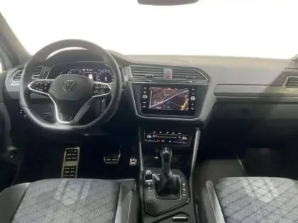 Photo 7 Volkswagen Tiguan 2.0 TDI 150ch DSG7 R-Line