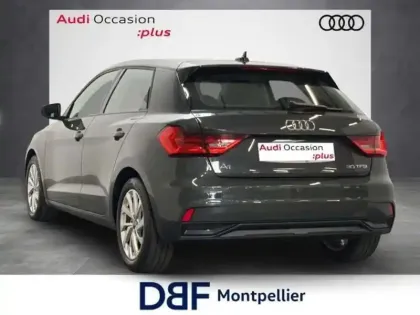 Photo 12 Audi A1 30 TFSI 110 ch S tronic 7 Design Luxe