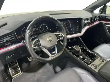 Photo 8 Volkswagen Touareg 3.0 TSI eHybrid 462 ch Tiptronic 8 4Motion R