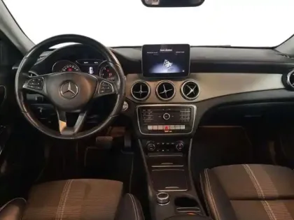 Photo 7 Mercedes GLA 200 d 7-G DCT Sensation
