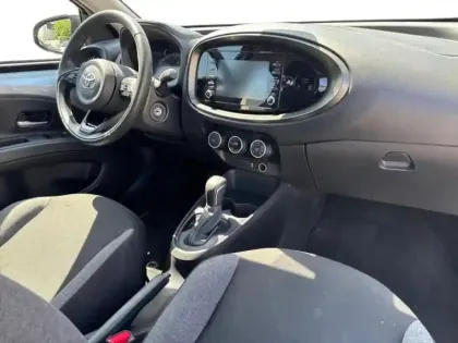 Photo 10 Toyota Aygo X  1.0 VVT-i 72ch Dynamic S-CVT