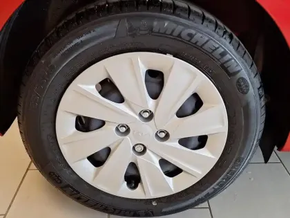 Photo 23 Kia Rio  1.2 DPi 84ch Motion