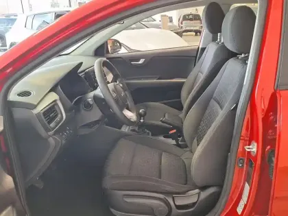 Photo 24 Kia Rio  1.2 DPi 84ch Motion