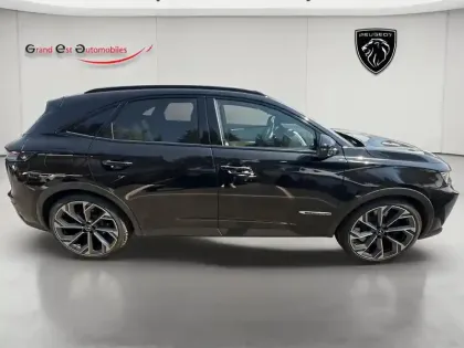 Photo 6 DS DS 7  E-TENSE 4x4 360ch La Premiere
