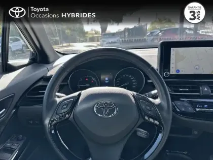 Photo 12 Toyota C-HR  1.8 Hybride 122ch Design Ultimate E-CVT