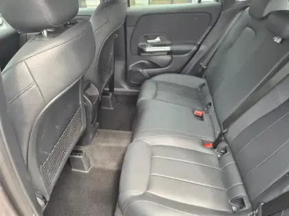 Photo 5 Mercedes GLA  200 d 150ch Progressive Line 8G-DCT