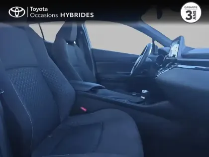 Photo 5 Toyota C-HR  1.8 Hybride 122ch Dynamic Ultimate E-CVT