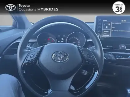 Photo 12 Toyota C-HR  1.8 Hybride 122ch Dynamic Ultimate E-CVT