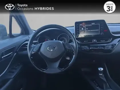 Photo 8 Toyota C-HR  1.8 Hybride 122ch Dynamic Ultimate E-CVT