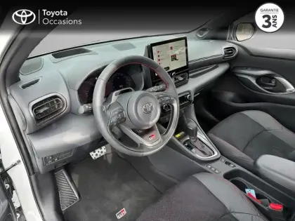 Photo 8 Toyota Yaris  Hybride 130ch GR Sport Pack Techno & Toit Pano MY26