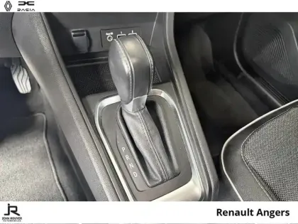 Photo 20 Renault Captur  1.6 E-Tech hybride rechargeable 160ch Techno