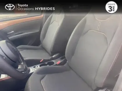 Photo 11 Toyota Aygo X  116h Graphic