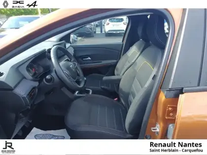 Photo 10 Dacia Sandero  1.0 TCe 90ch Stepway Confort