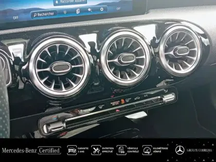 Photo 9 Mercedes Classe A  200 163ch AMG Line 7G-DCT