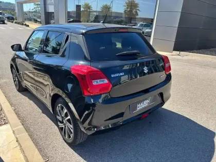 Photo 7 Suzuki Swift  1.2 Dualjet Hybrid 83ch Pack