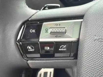 Photo 14 DS N4 N°4 E-TENSE 213ch 61kWh Etoile