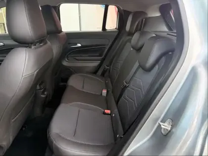Photo 9 Jeep Avenger  1.2 Turbo T3 100ch Altitude