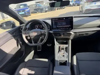 Photo 14 Cupra Leon  1.5 eTSI Hybrid 150ch V DSG7