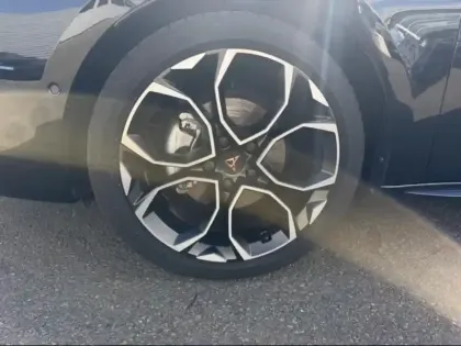 Photo 9 Cupra Leon  1.5 eTSI Hybrid 150ch V DSG7