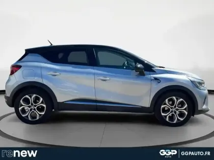 Photo 5 Renault Captur  1.6 E-Tech hybride 145ch Intens -21