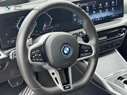 Photo 7 BMW Serie 3 Série 3 Touring 330eA 292ch M Sport